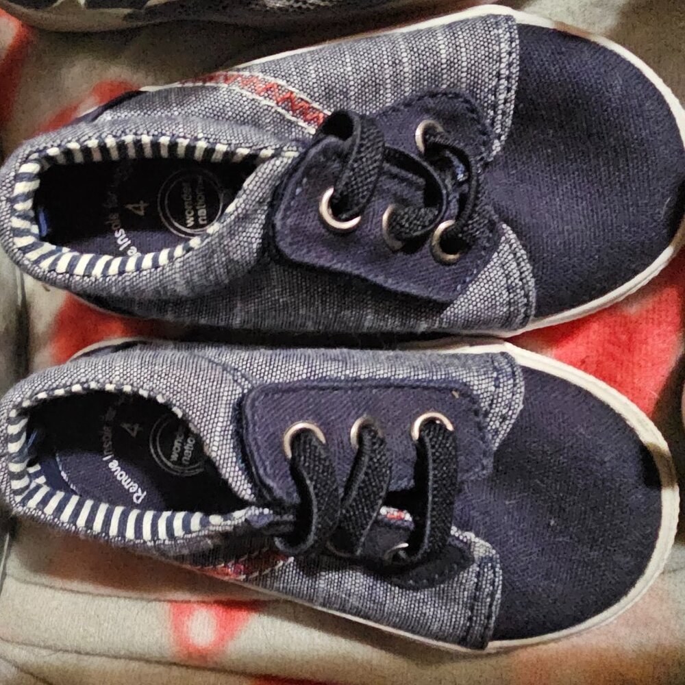 Wonder Nation Toddler size 4 dress shoe ✨️